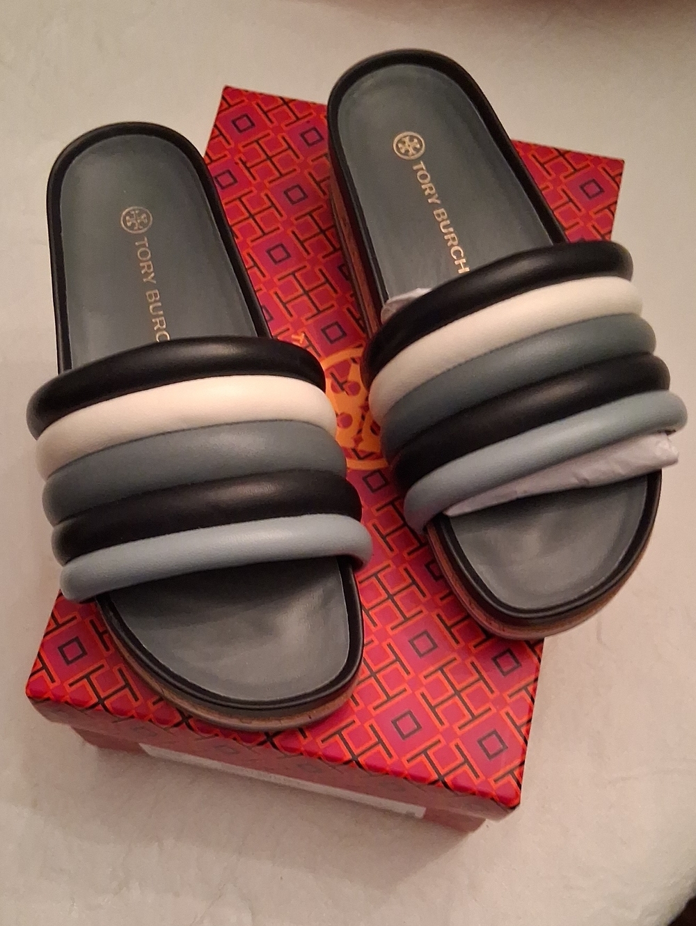 Tory Burch Quilted Flatform Nappa  Leathet Sandels